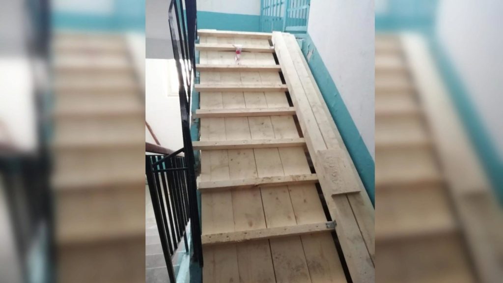 В доме №59 по ул. Озимина запланировано восстановление разрушенных ступеней