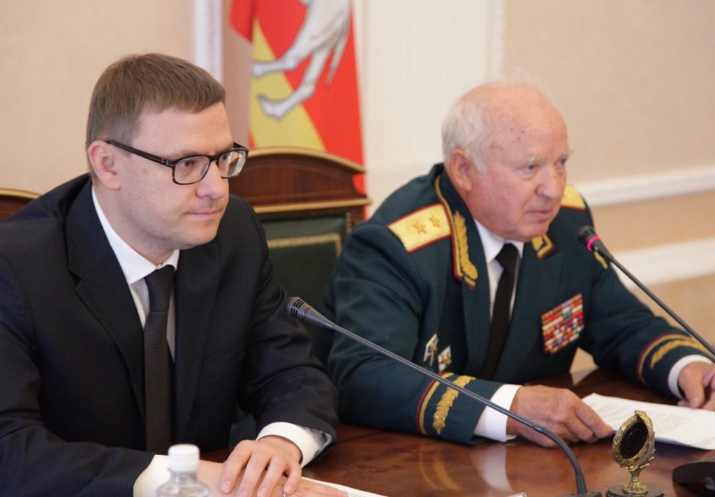 Алексей Текслер распорядился о дополнительной поддержке старшего поколения