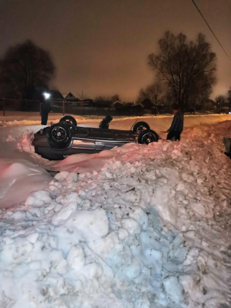 В условиях снегопада в Ашинском районе участились ДТП