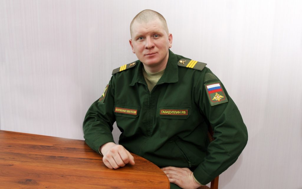 Житель Аши связал свою жизнь с армией, он служит по контракту