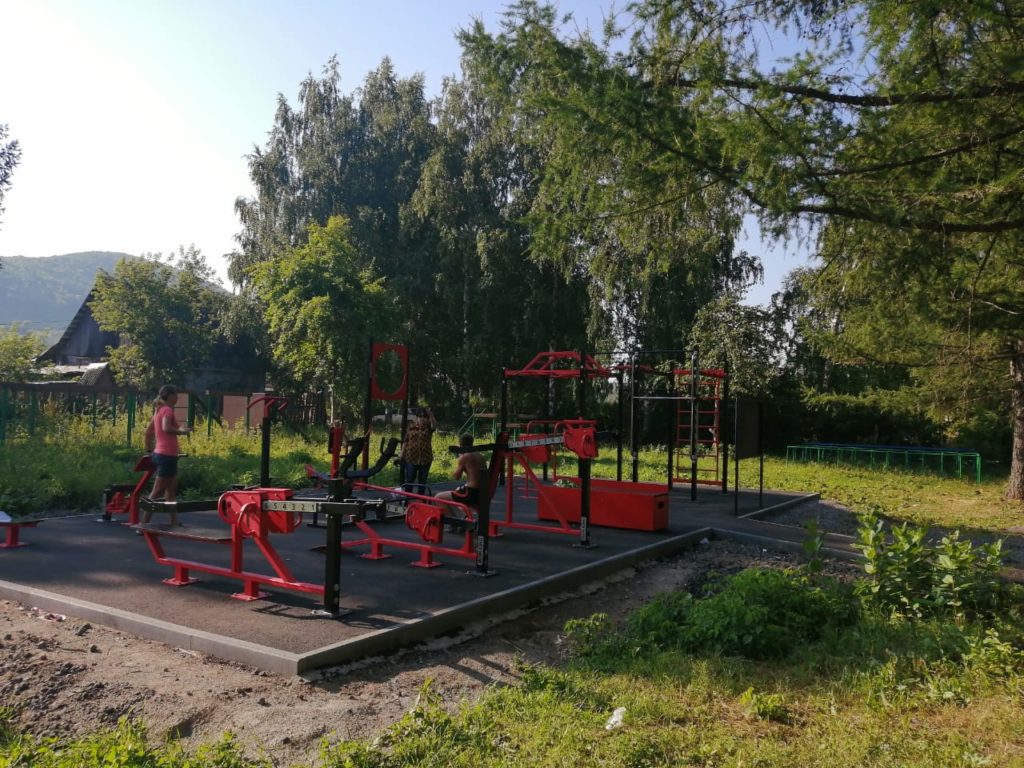 В Аше появилась ещё одна тренажёрная площадка на открытом воздухе