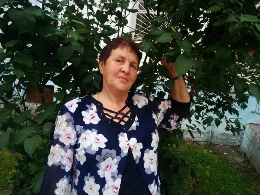 Вера Богатёнкова помогает пожилым справляться с тяготами жизни