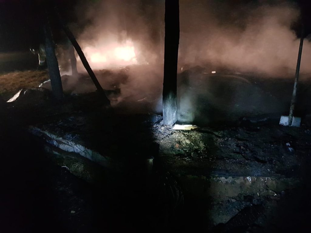 Очевидцы сообщили о пожаре в лесу близ Аши