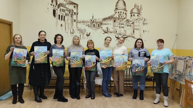 Подарок художнику купить в Украине, Киеве по лучшей цене | DobraLama
